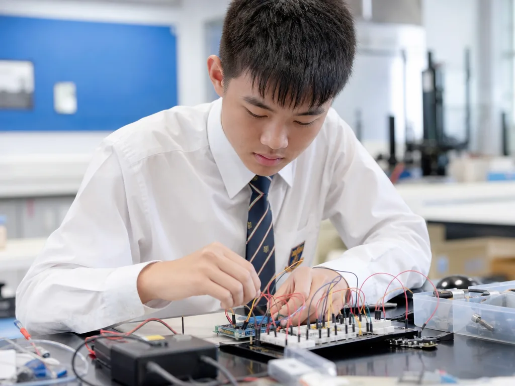 GCE 计算机科学硬件