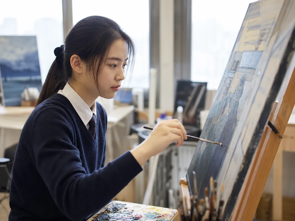 IB Visual Arts SL - Course Guide: Syllabus, Assessment and Study Tips 5 IB Visual Arts SL sketchbook and media experimentation